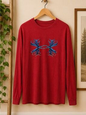 Under Armour HeatGear Men’s Large Red Long Sleeve Antler Hunting Graphic Shirt